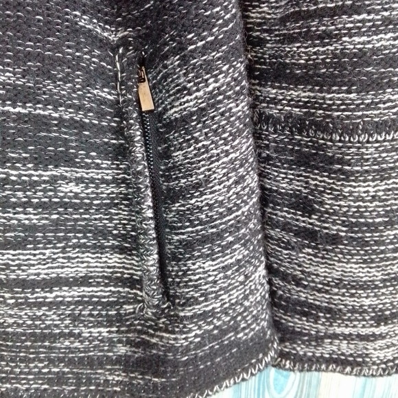 Dex zip up sacket with beaded shoulder detail black & gray Large - Picture 4 of 8